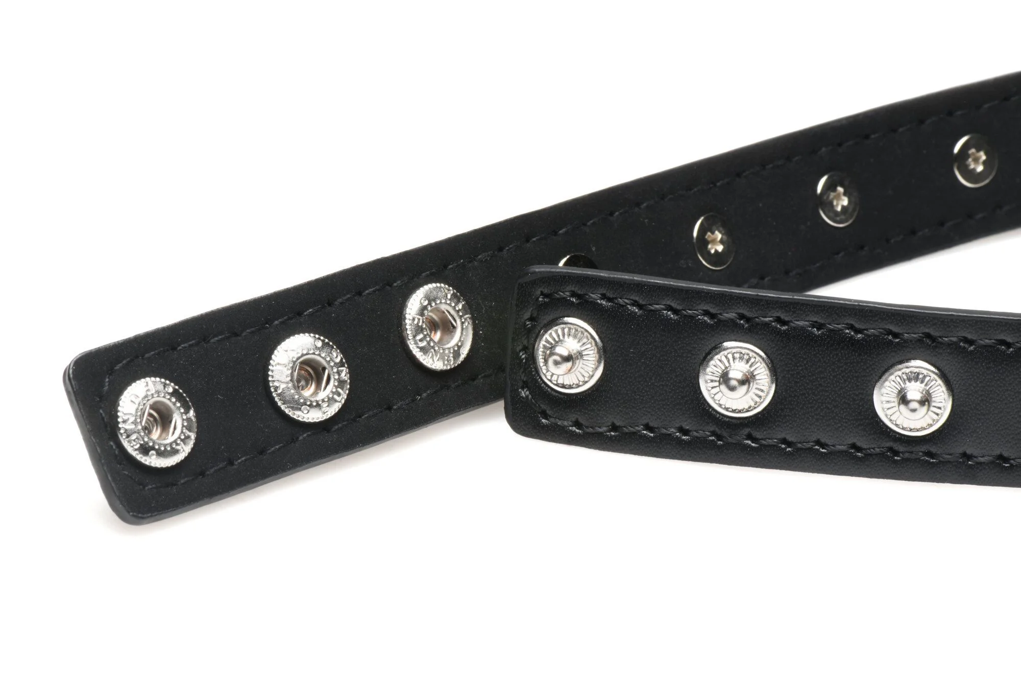 XR Brands - Spiked Heart Choker - Zwart