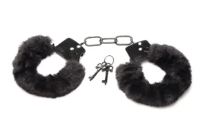 XR Brands - Cuffed In Fur Handboeien - Zwart