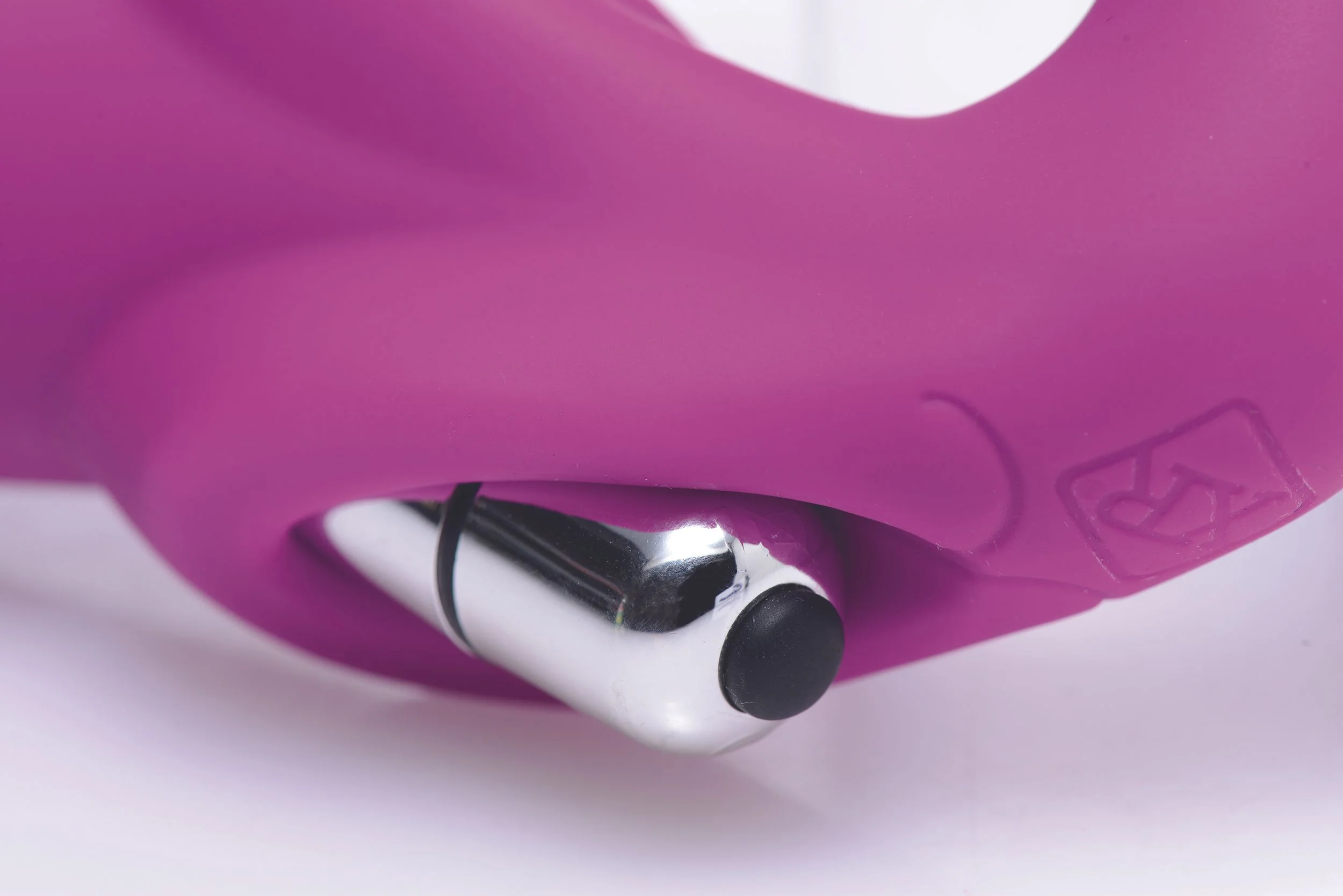 Evoke Strapless Strap On Dildo