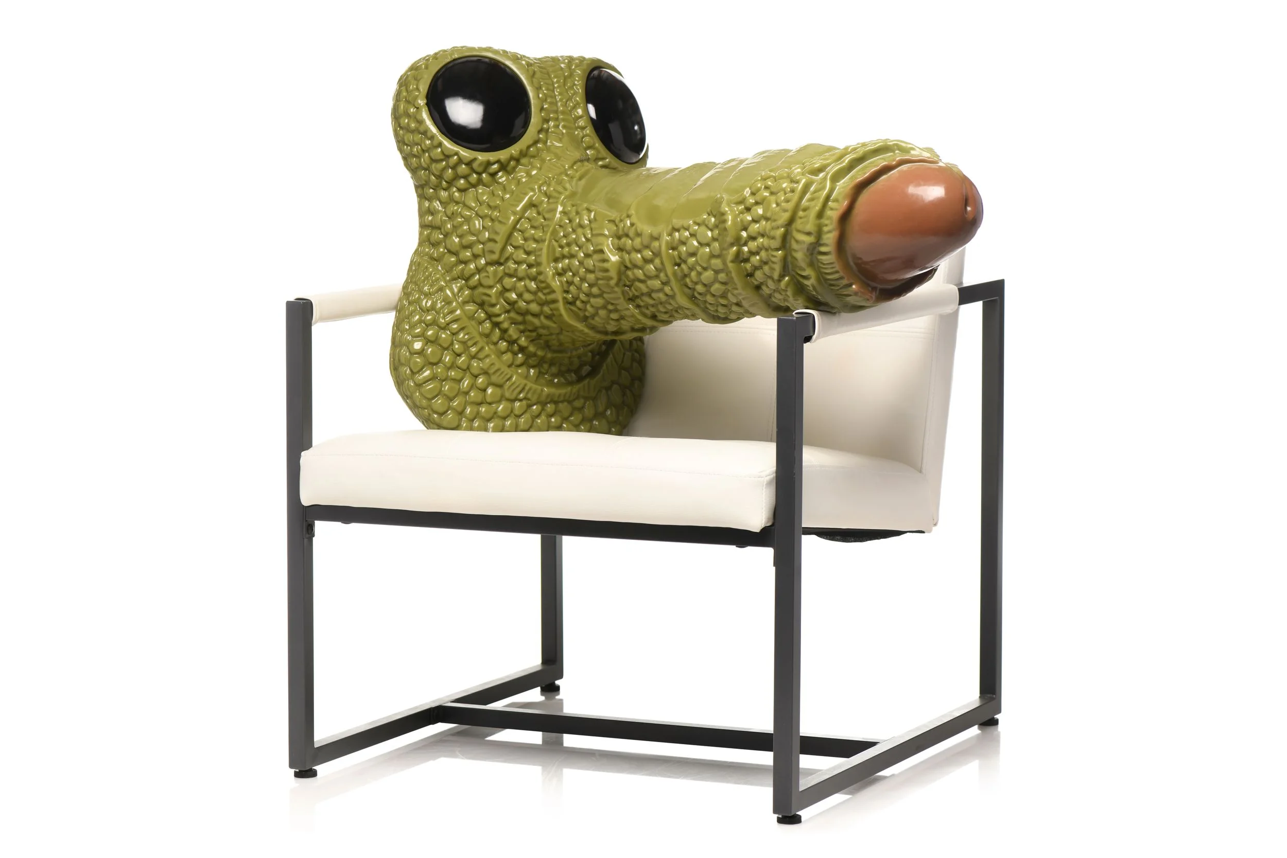 XR Brands - Reusachtig Geschubd Moerasmonster Dildo - Groen